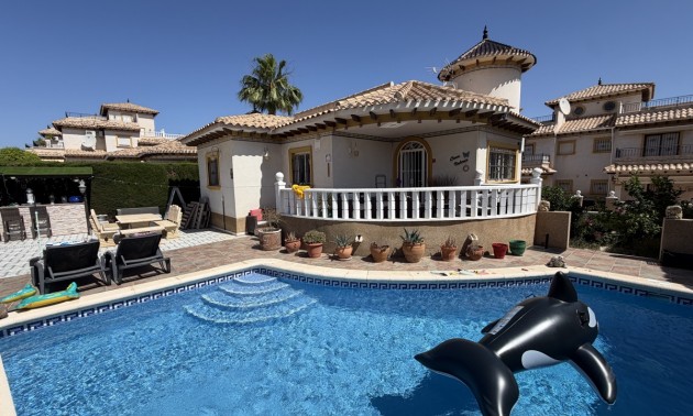 Villa -  -  - 