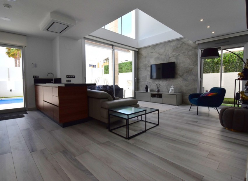  - Villa - 