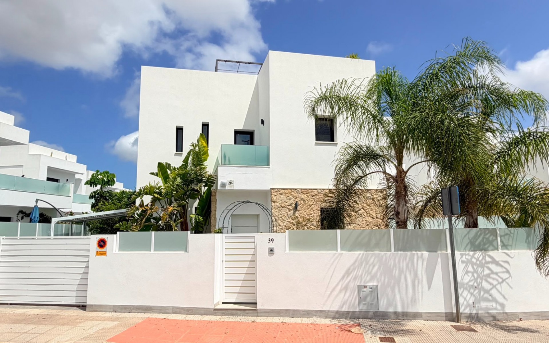  - Villa - 