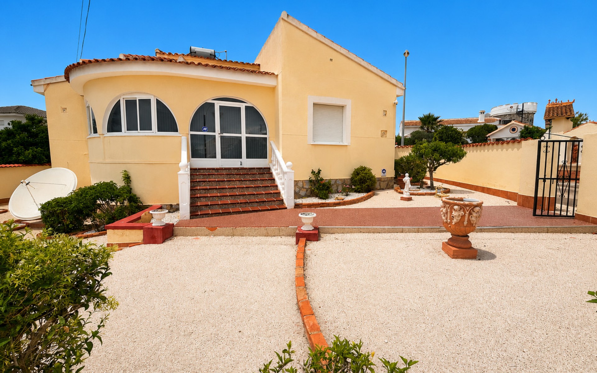  - Villa - 