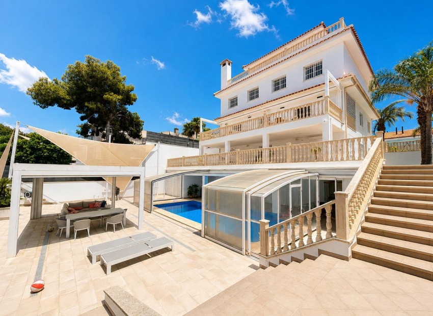 - Villa - 