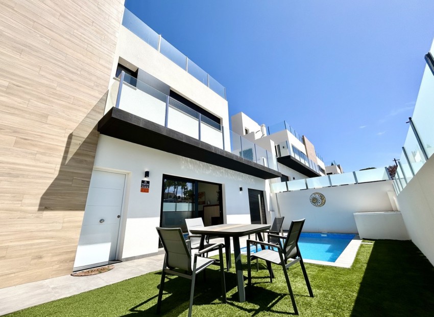  - Villa - 