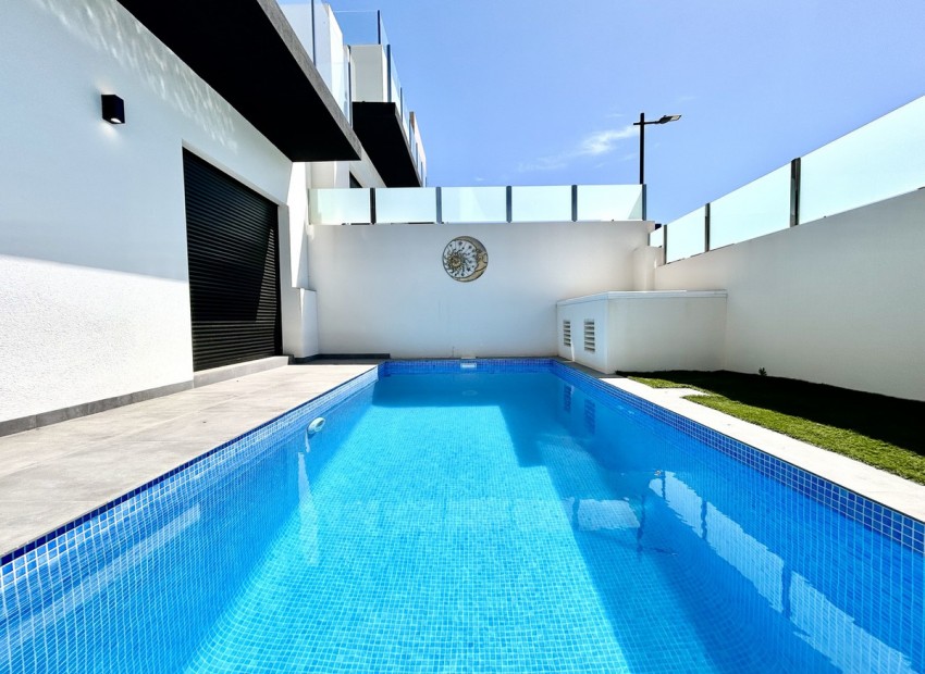  - Villa - 
