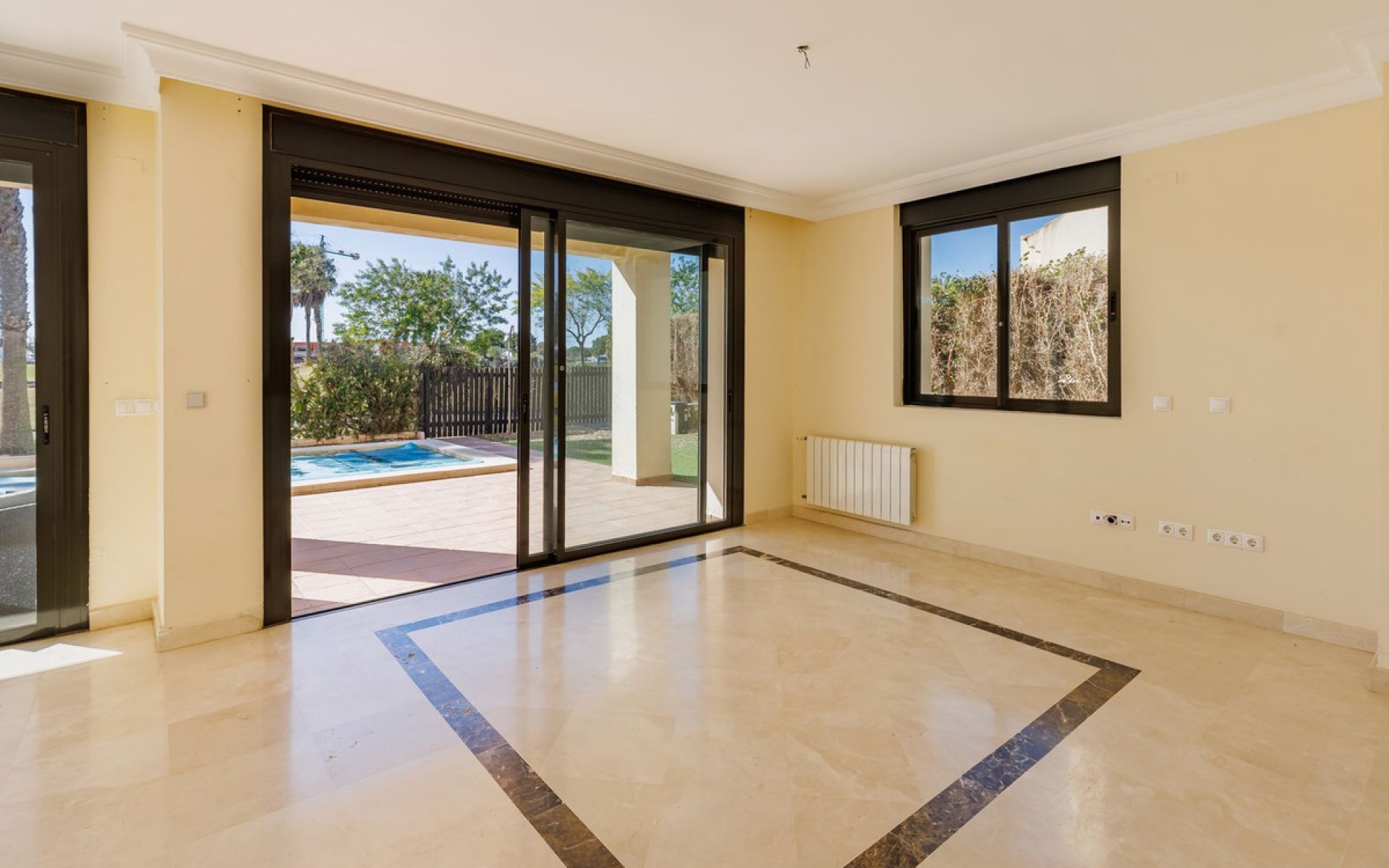  - Villa - 
