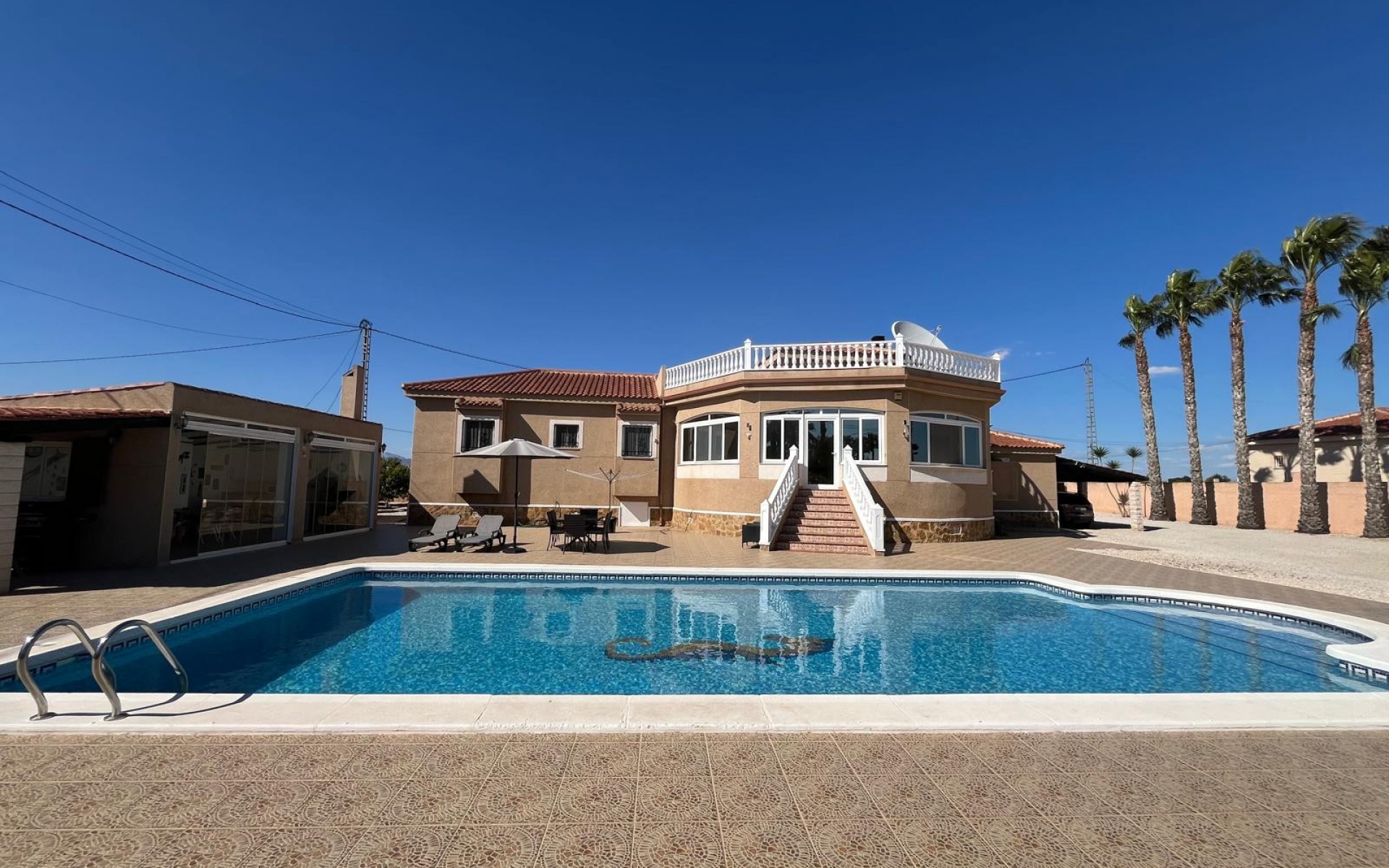  - Villa - 