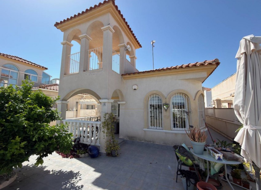  - Villa - 