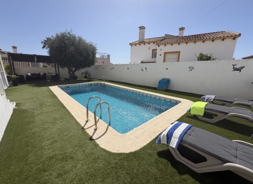  - Villa - 