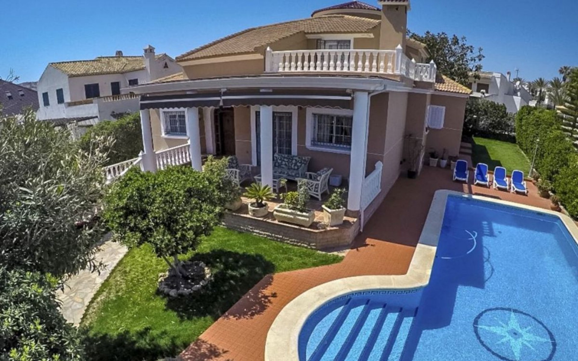  - Villa - 