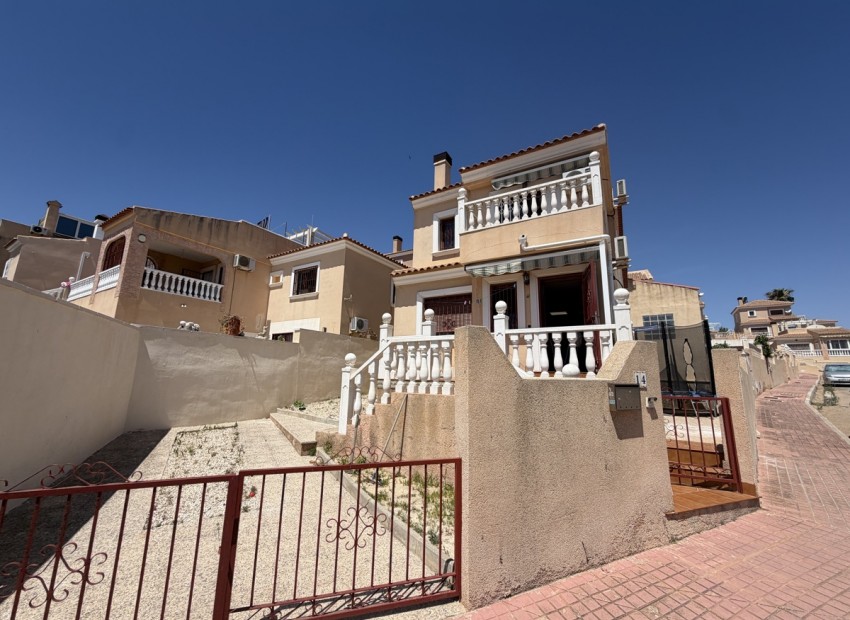  - Villa - 