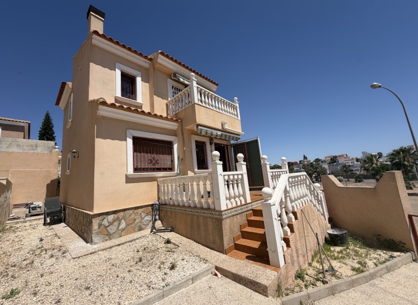  - Villa - 