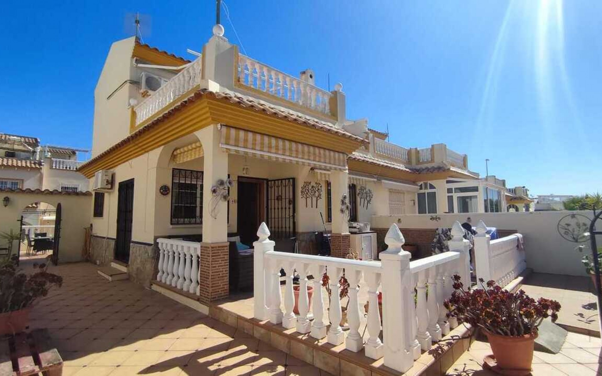 - Villa - 