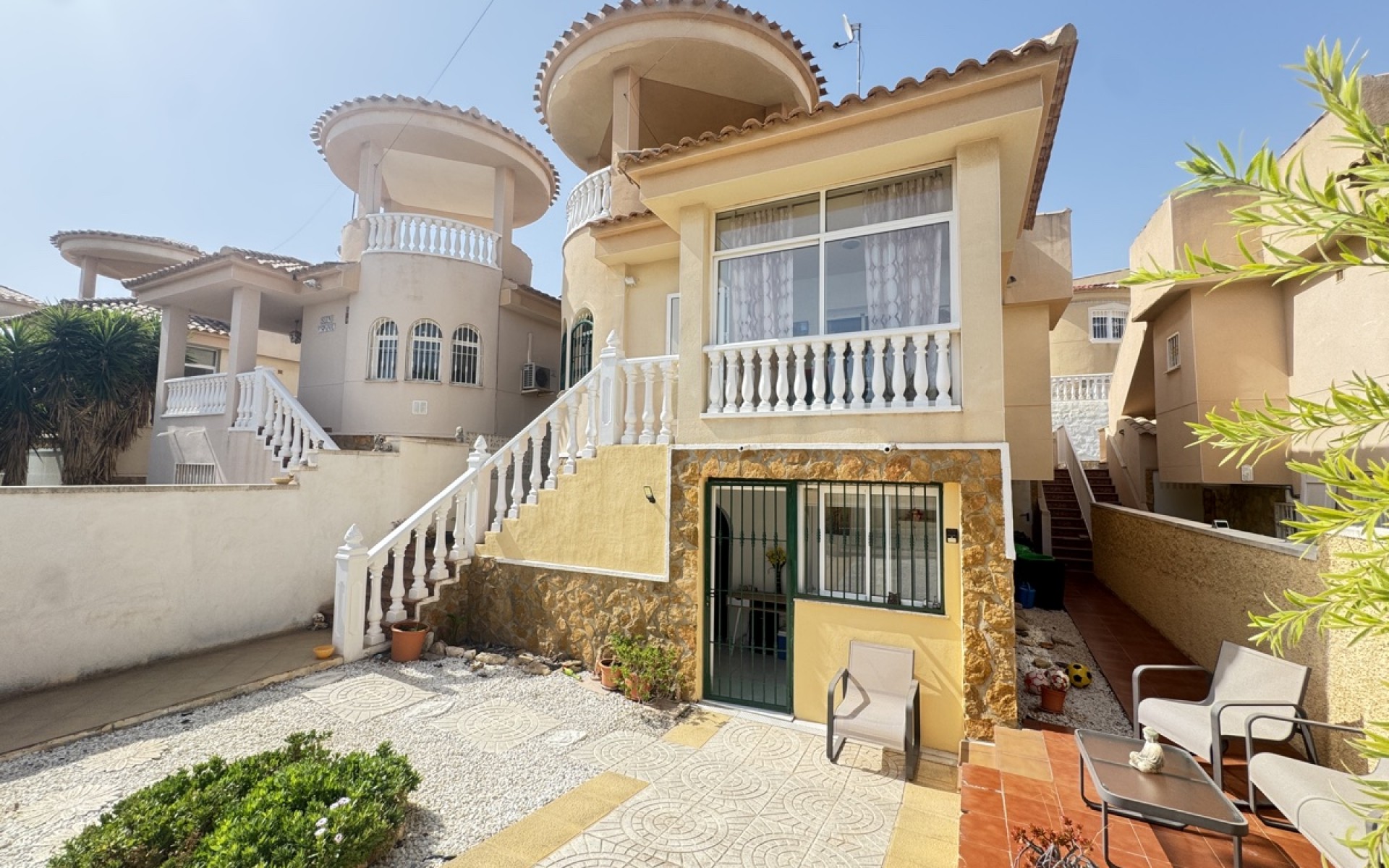  - Villa - 