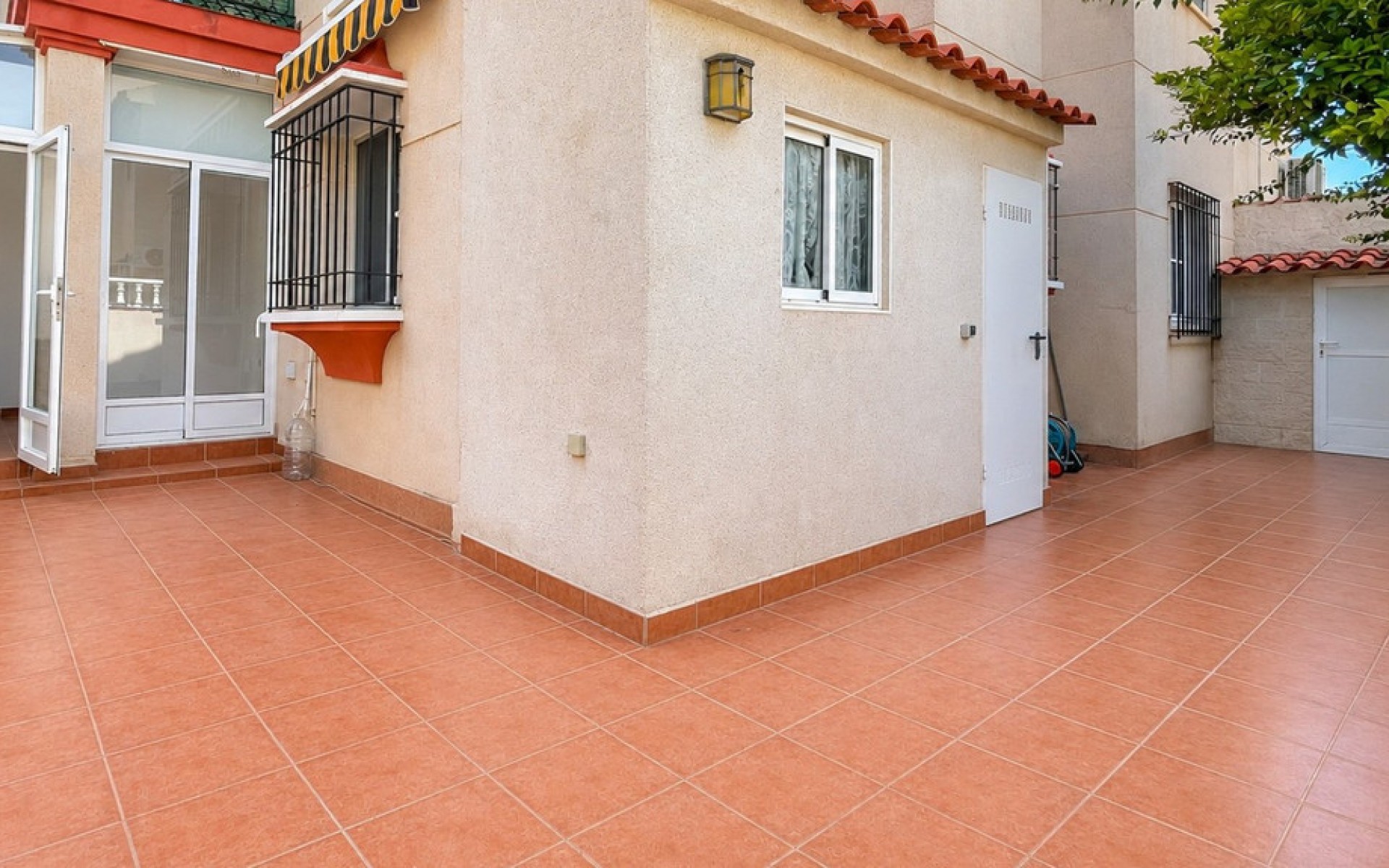  - Villa - 