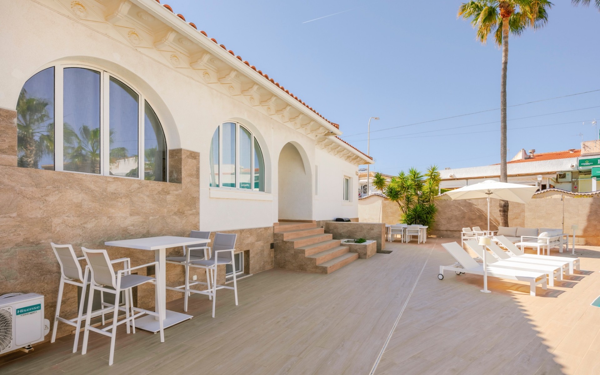  - Villa - 