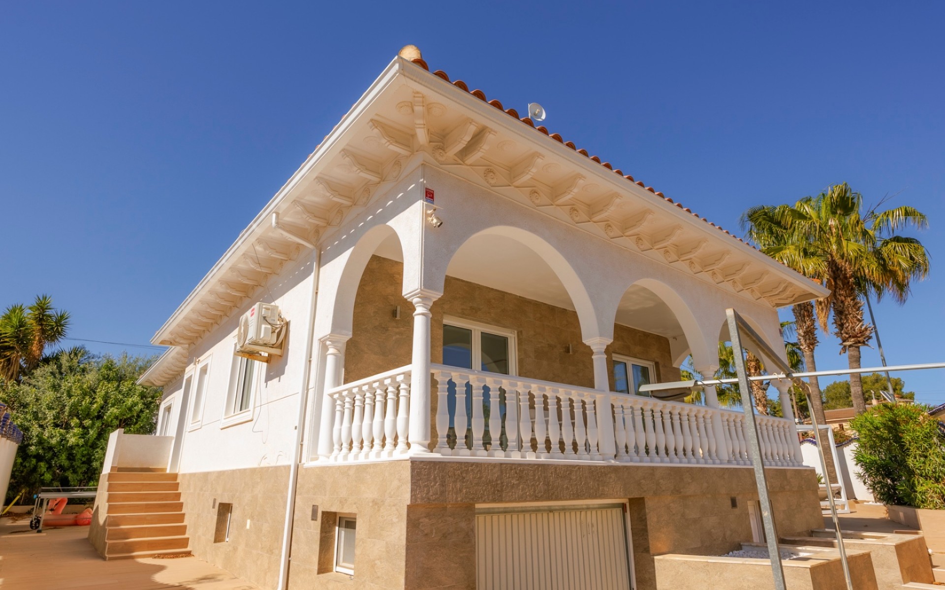  - Villa - 