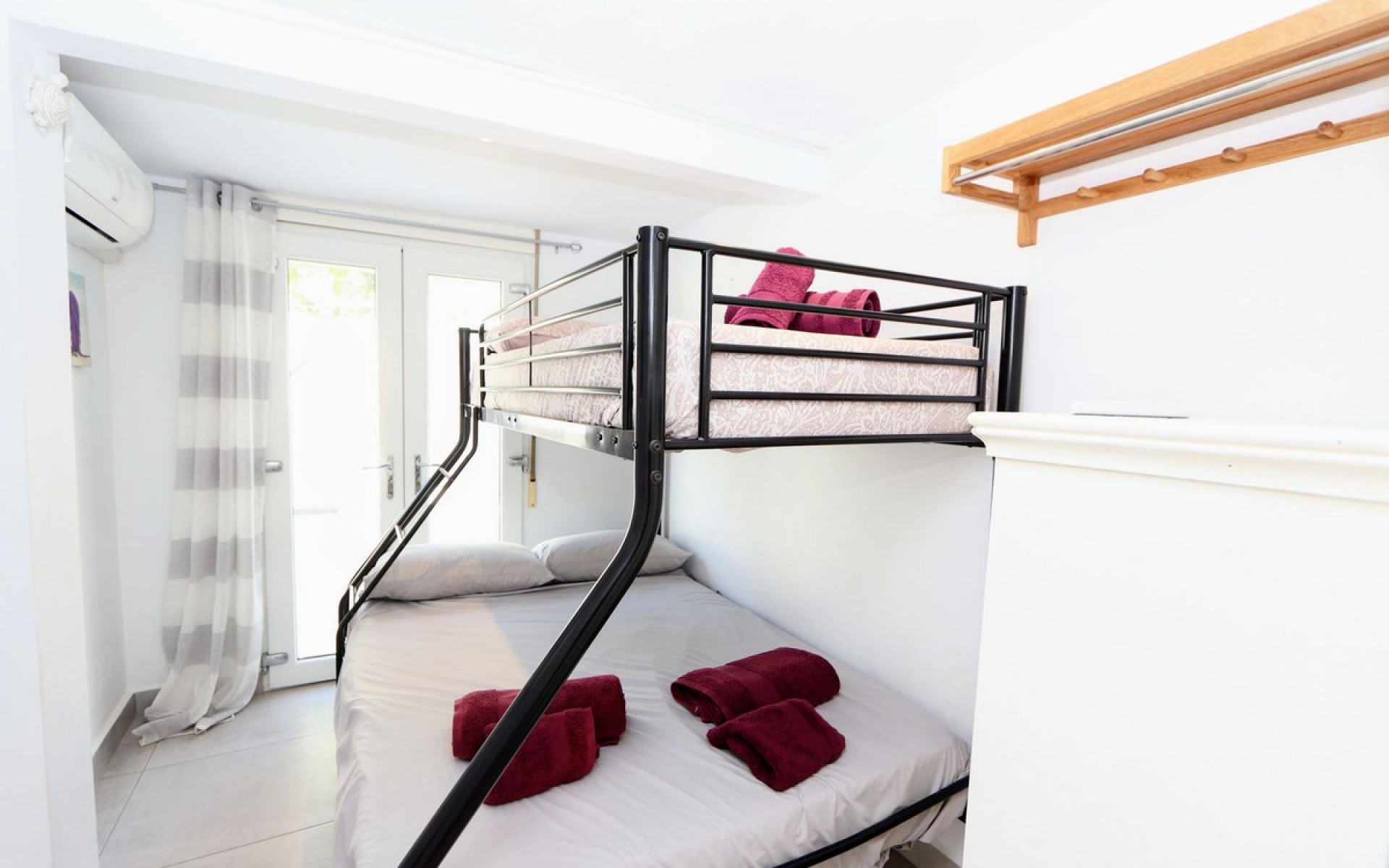  - Villa - 