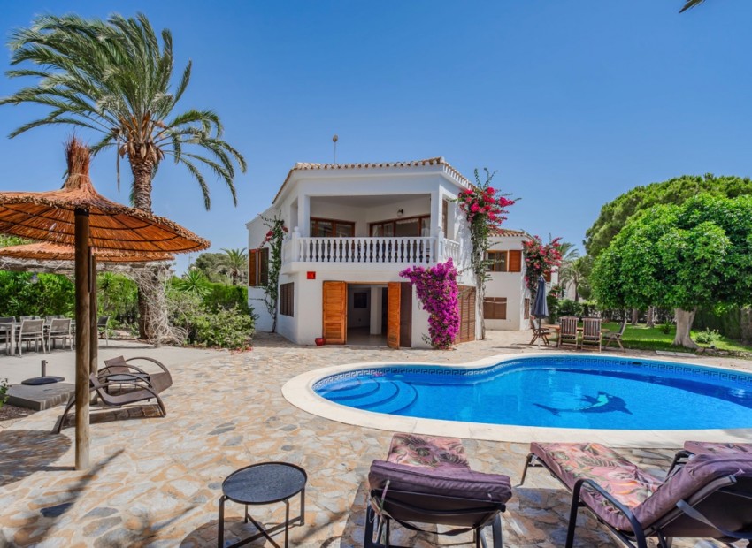  - Villa - 