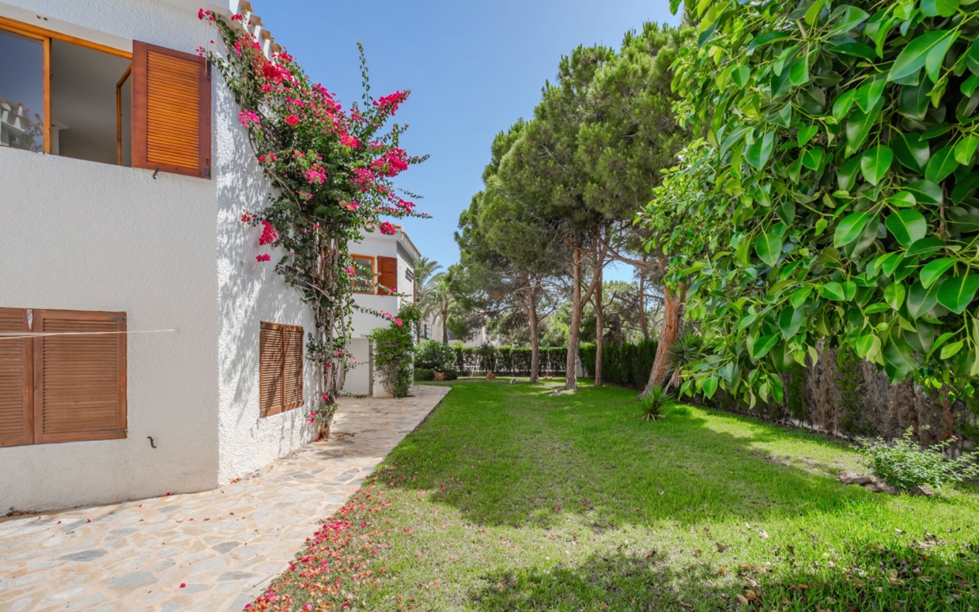  - Villa - 