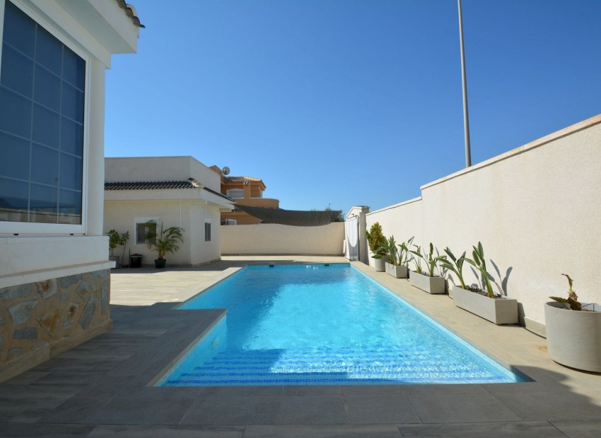  - Villa - 