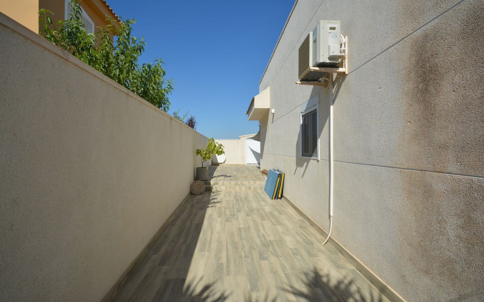  - Villa - 