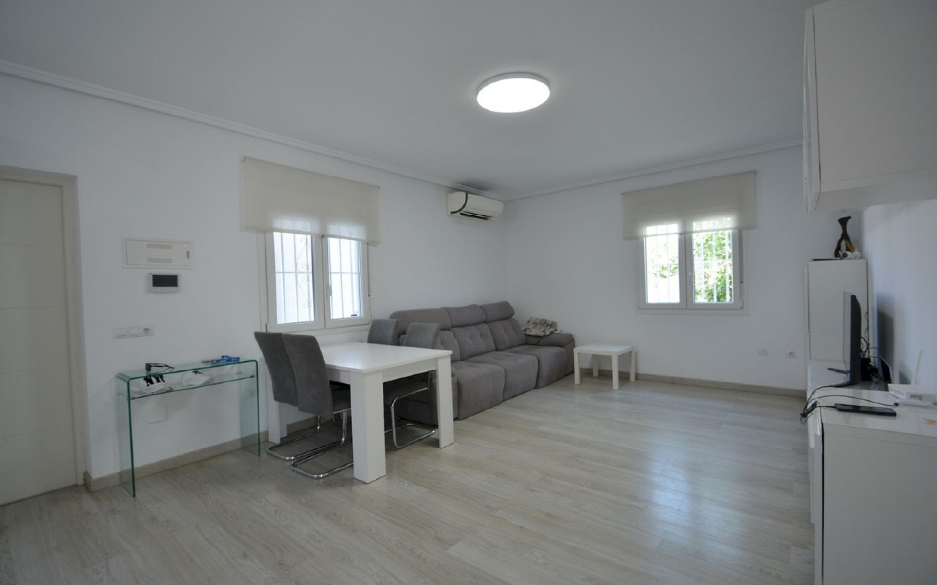  - Villa - 