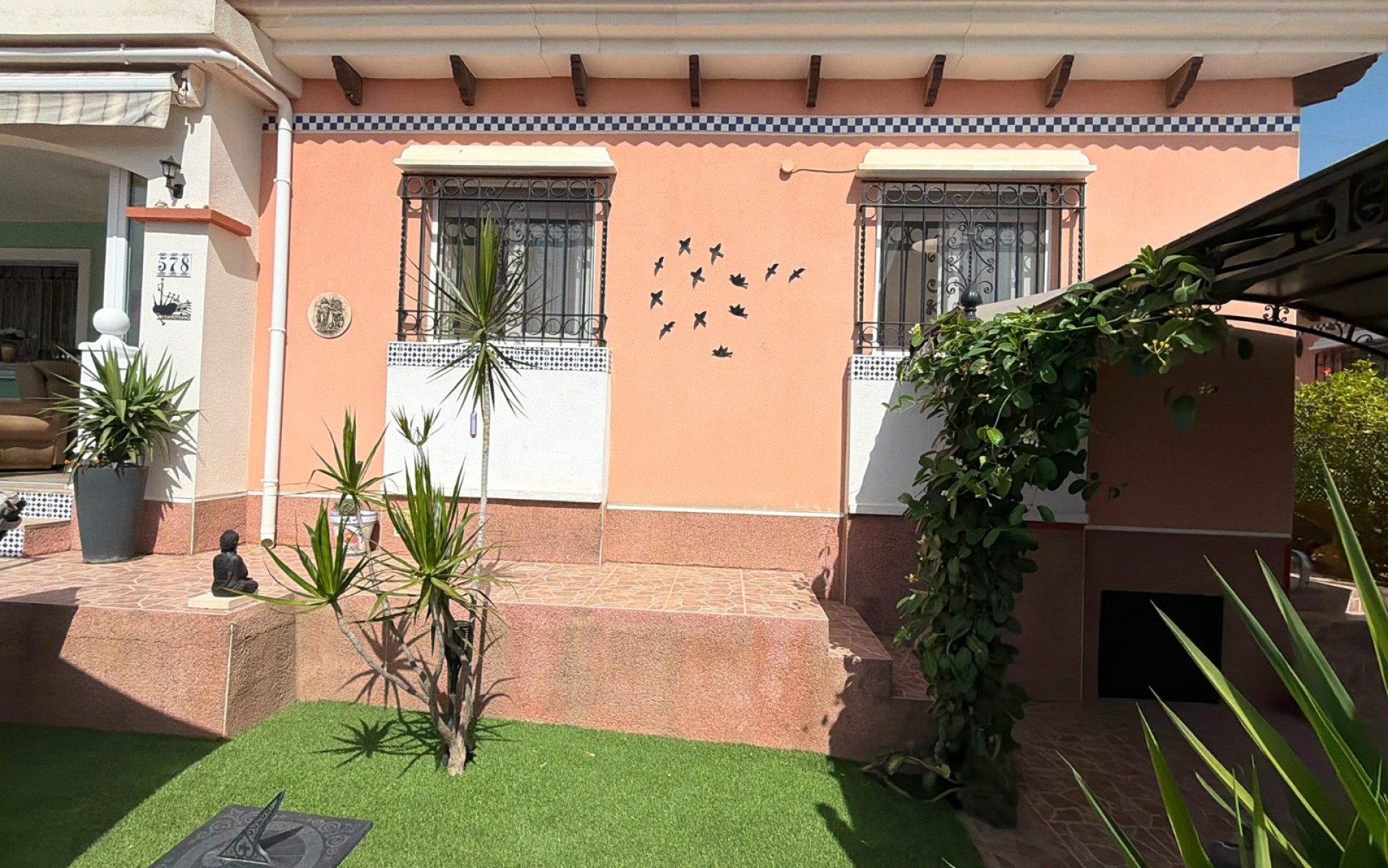  - Villa - 