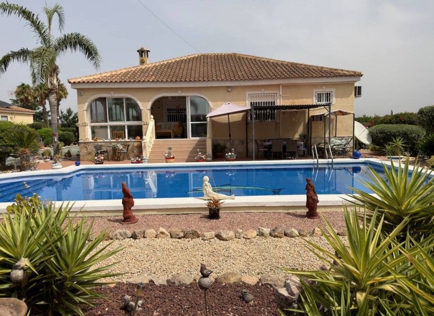  - Villa - 