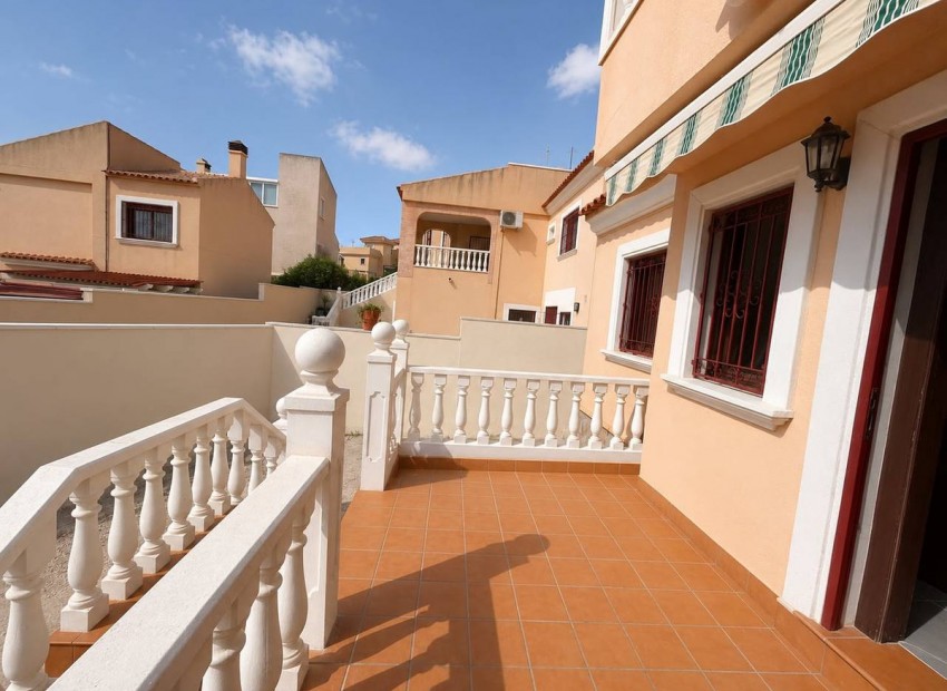  - Villa - 