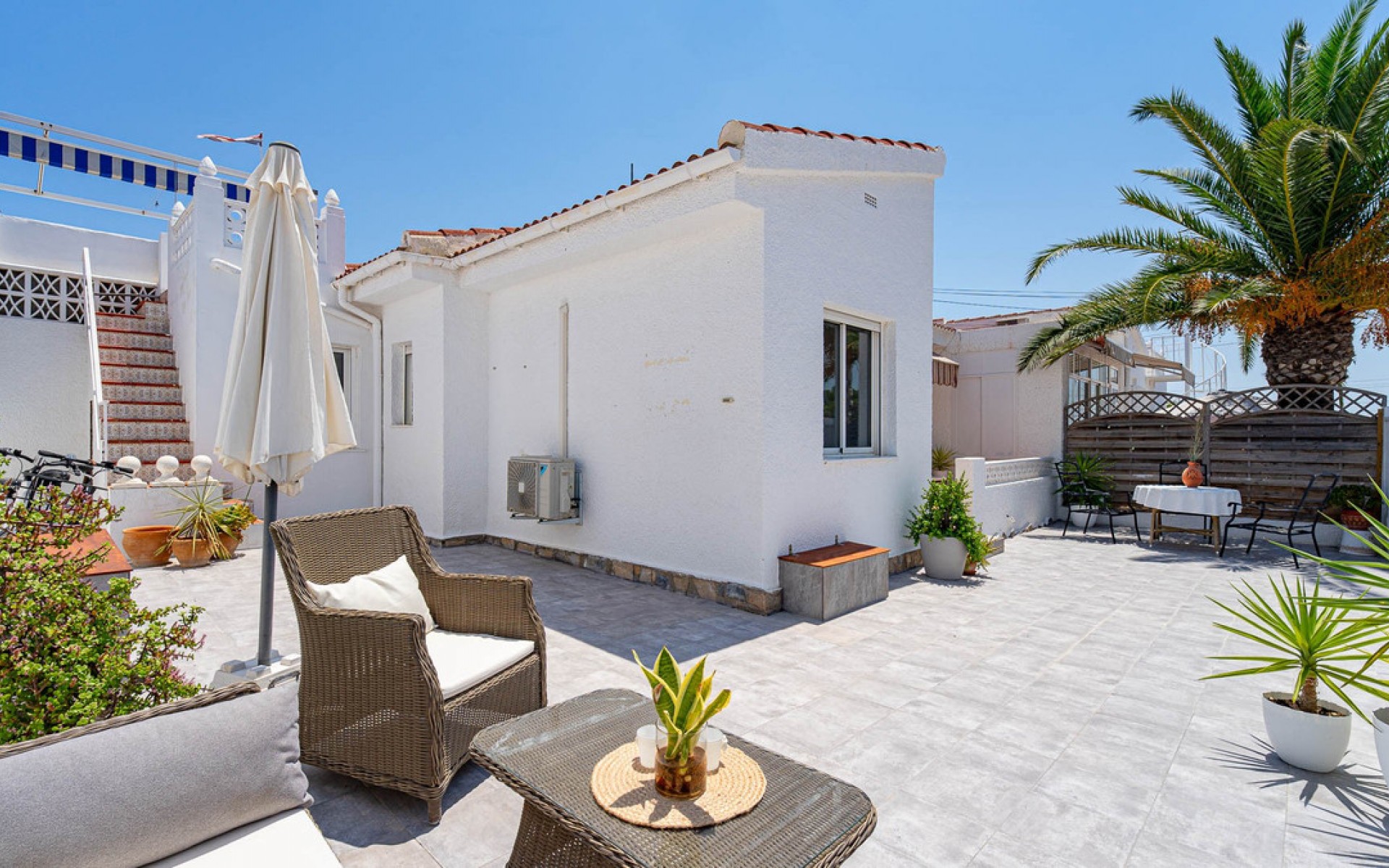  - Villa - 