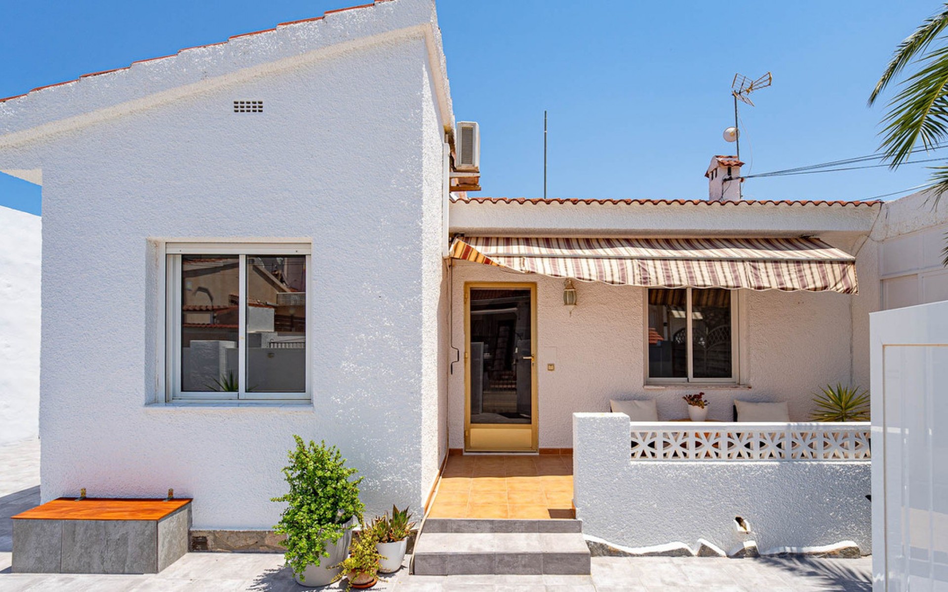  - Villa - 