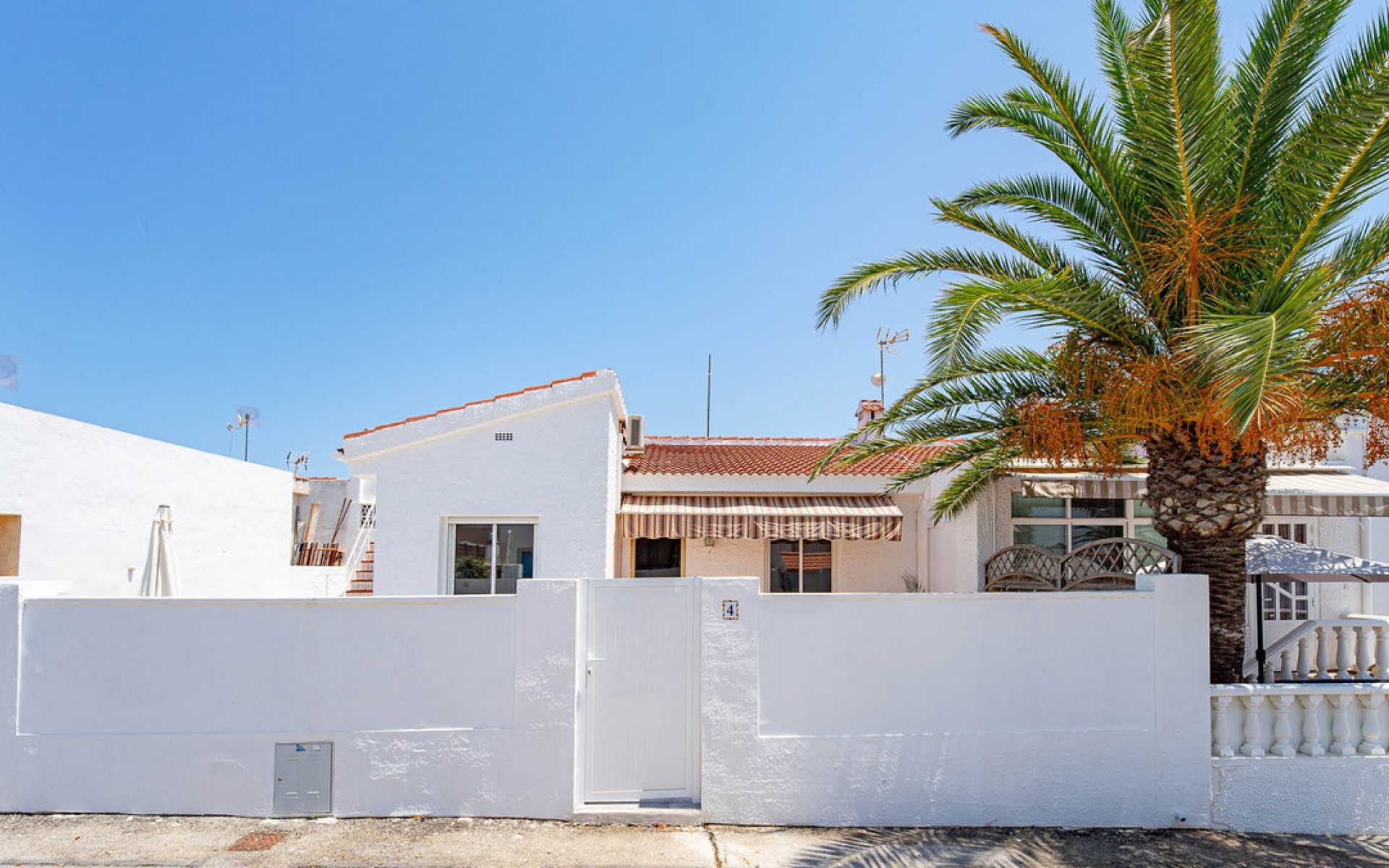  - Villa - 