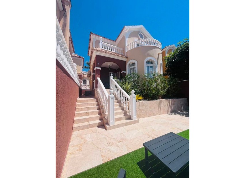  - Villa - 