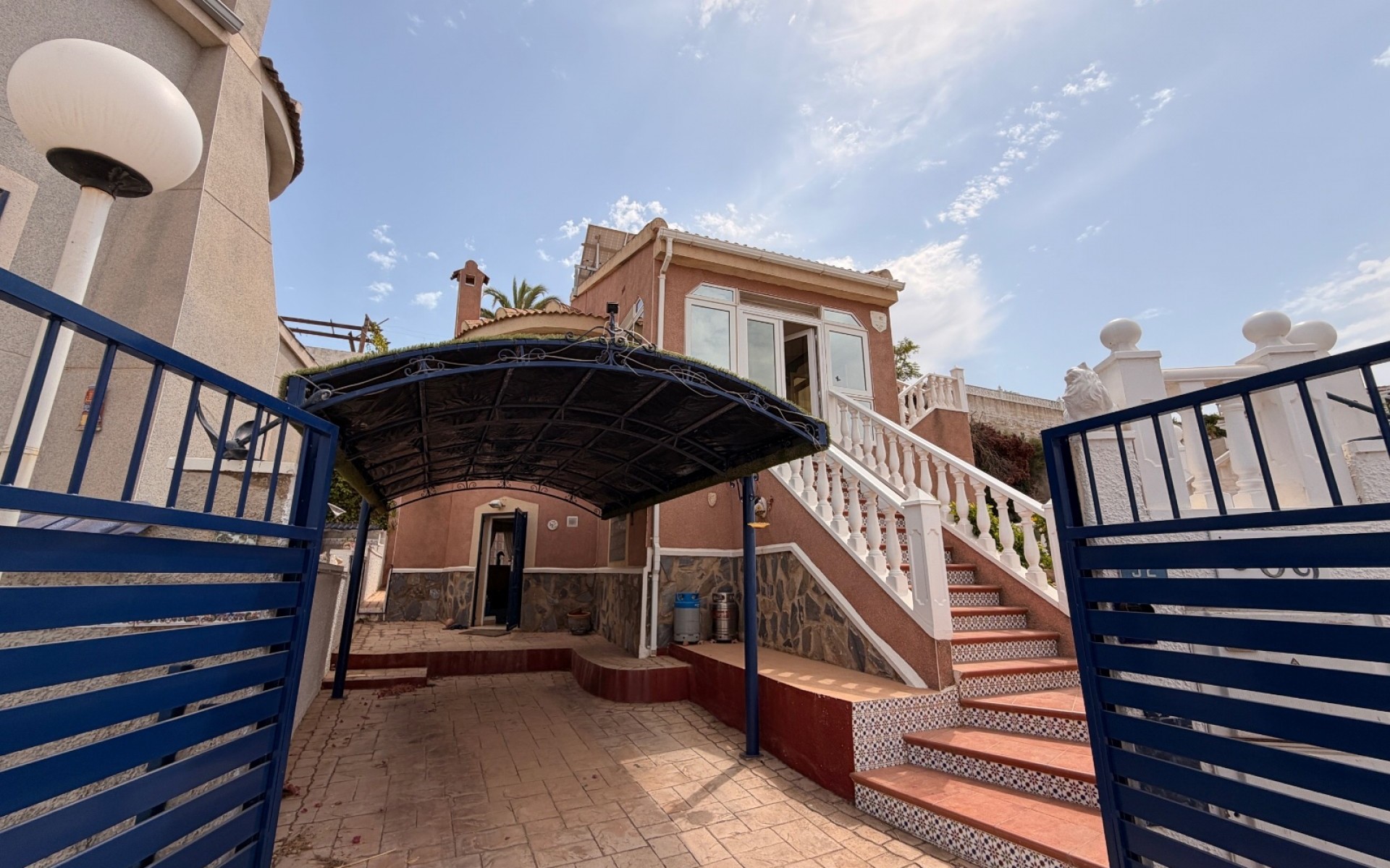  - Villa - 