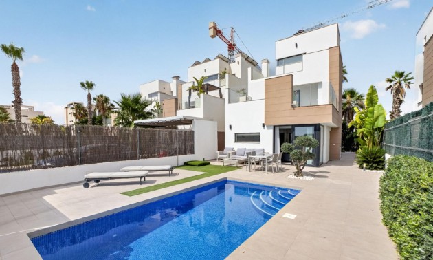 Villa -  -  - 