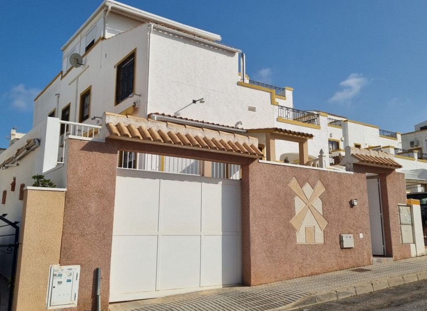  - Villa - 