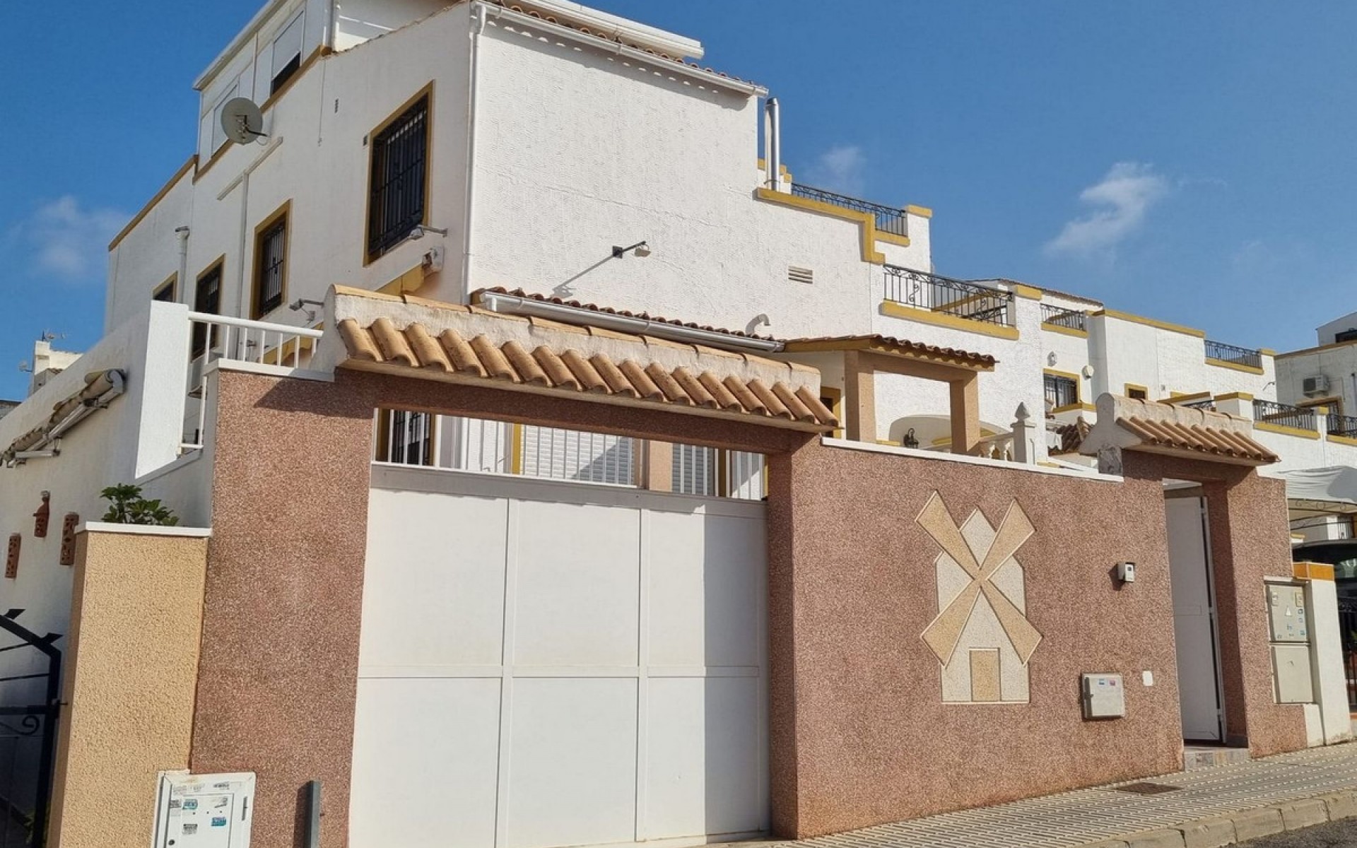  - Villa - 