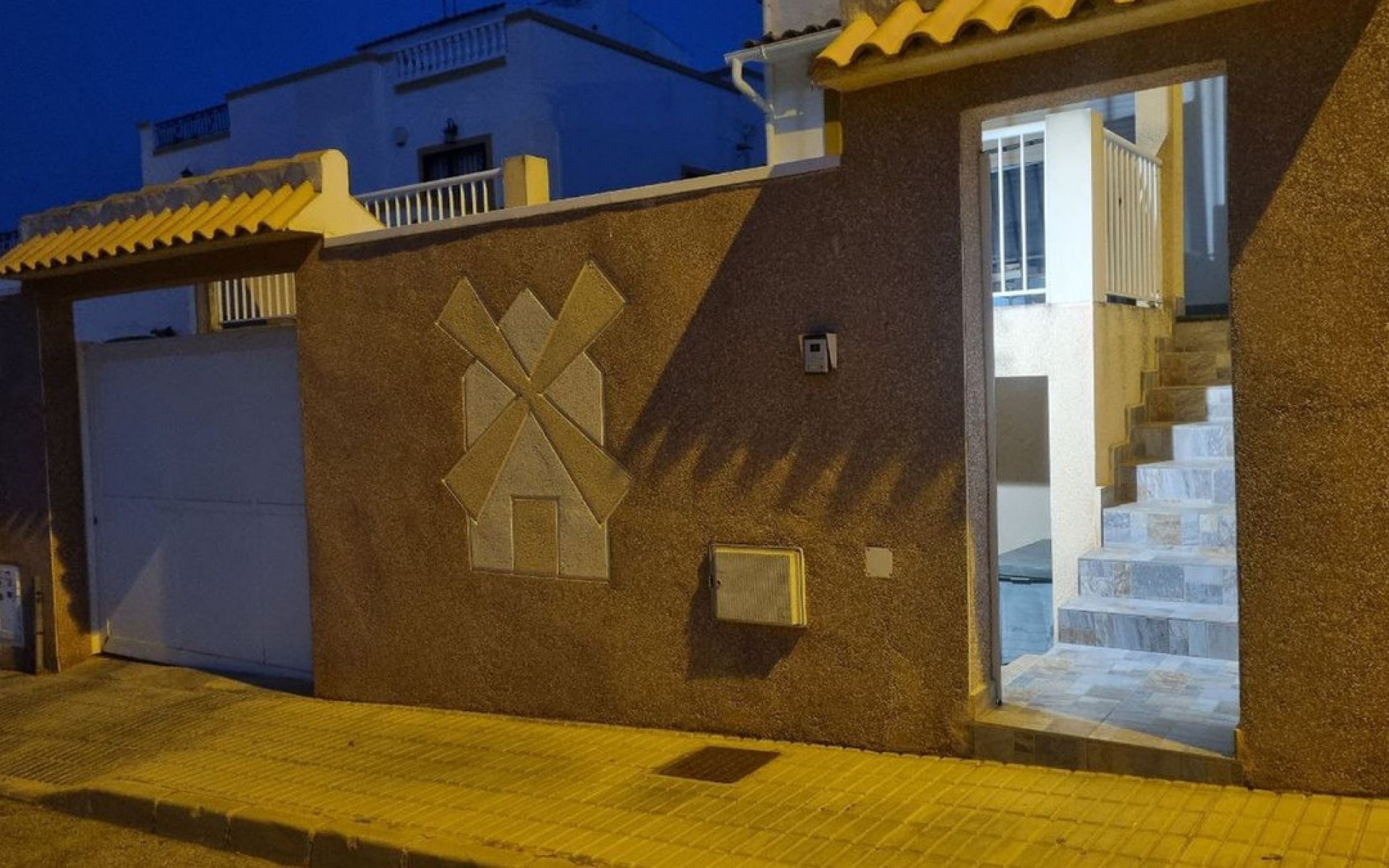  - Villa - 