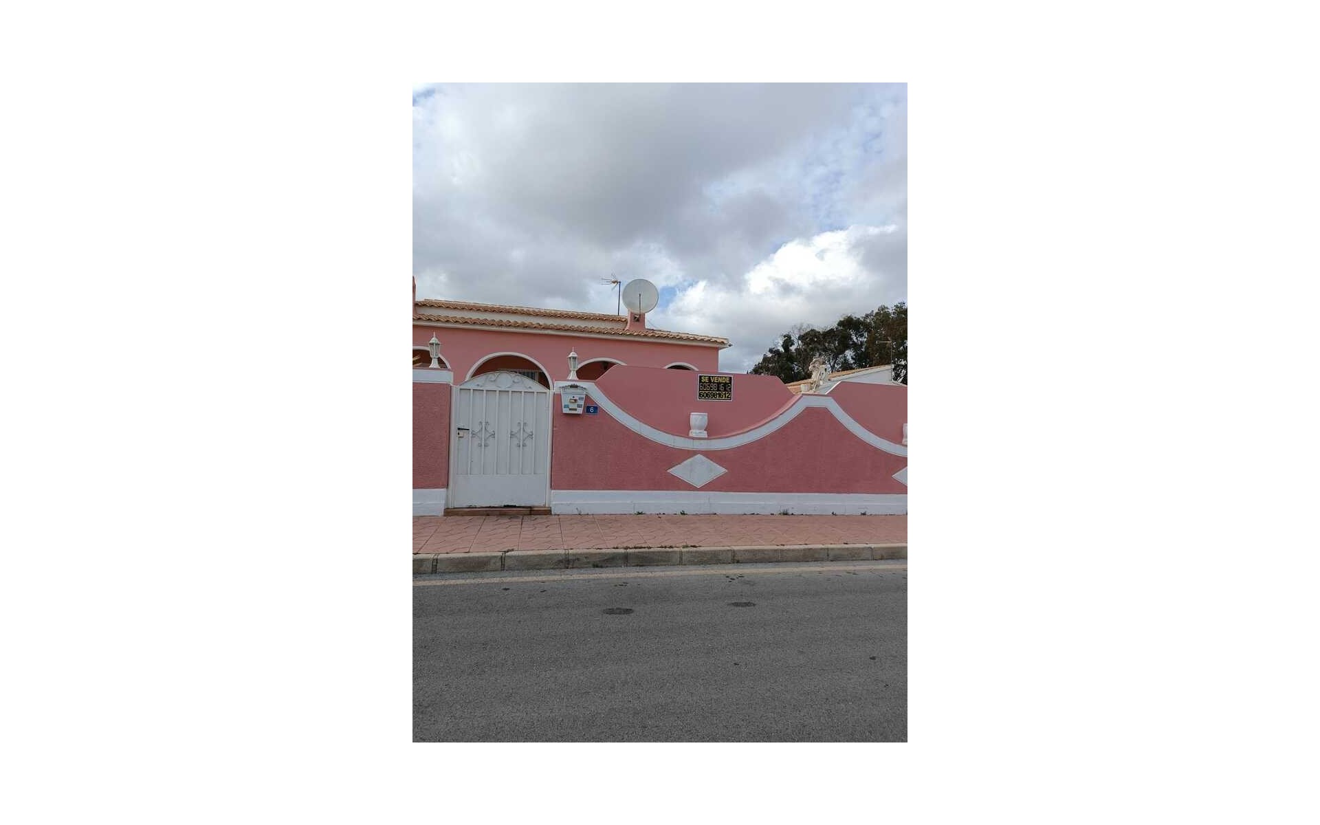  - Villa - 