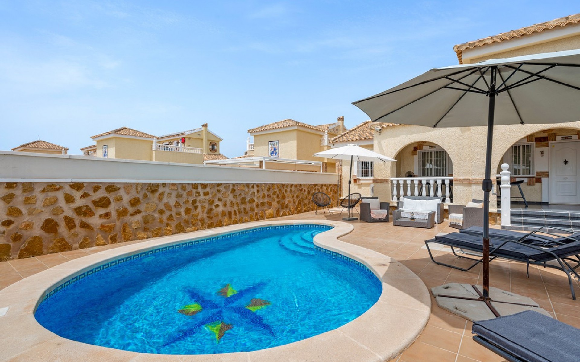  - Villa - 