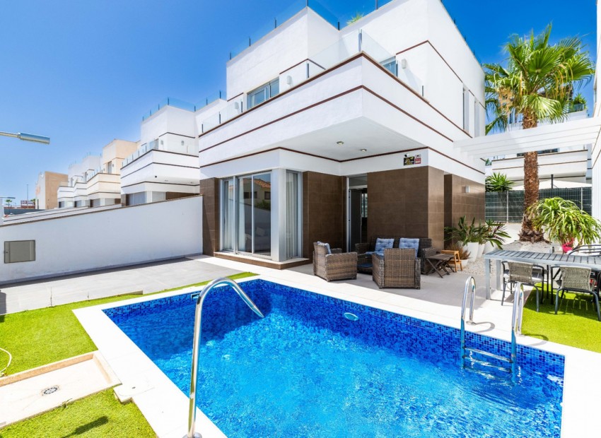  - Villa - 