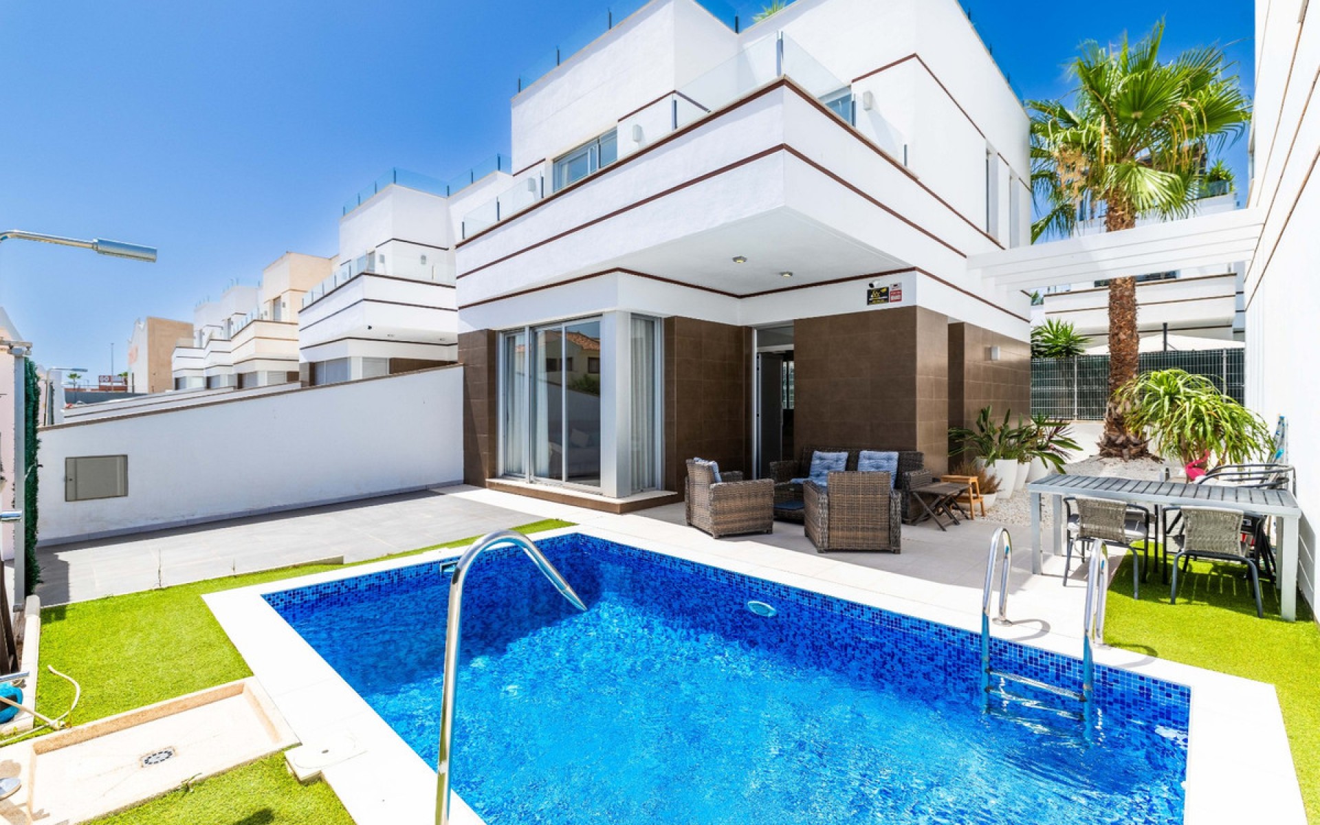  - Villa - 