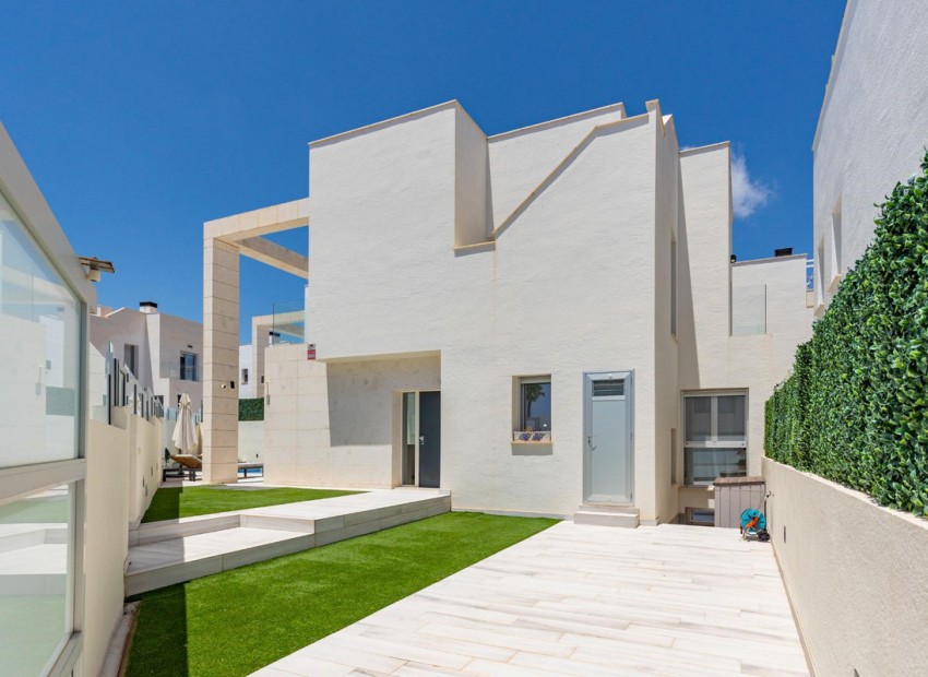  - Villa - 