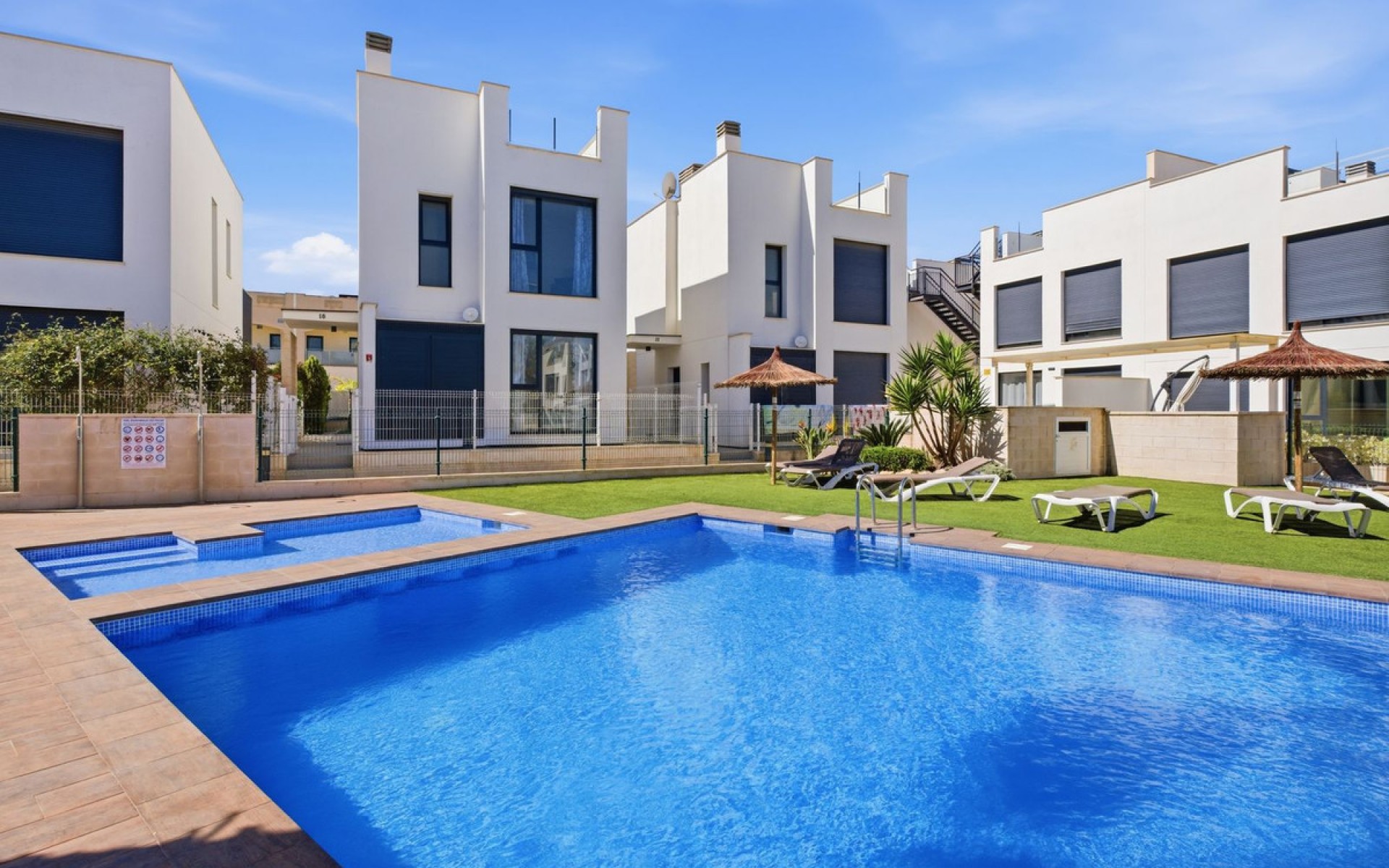  - Villa - 