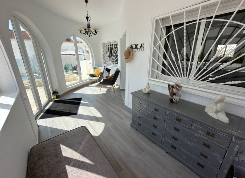  - Villa - 