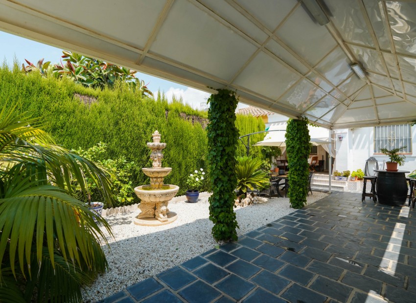  - Villa - 