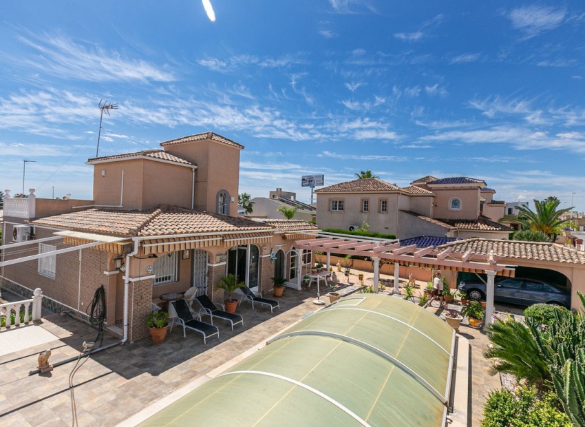  - Villa - 