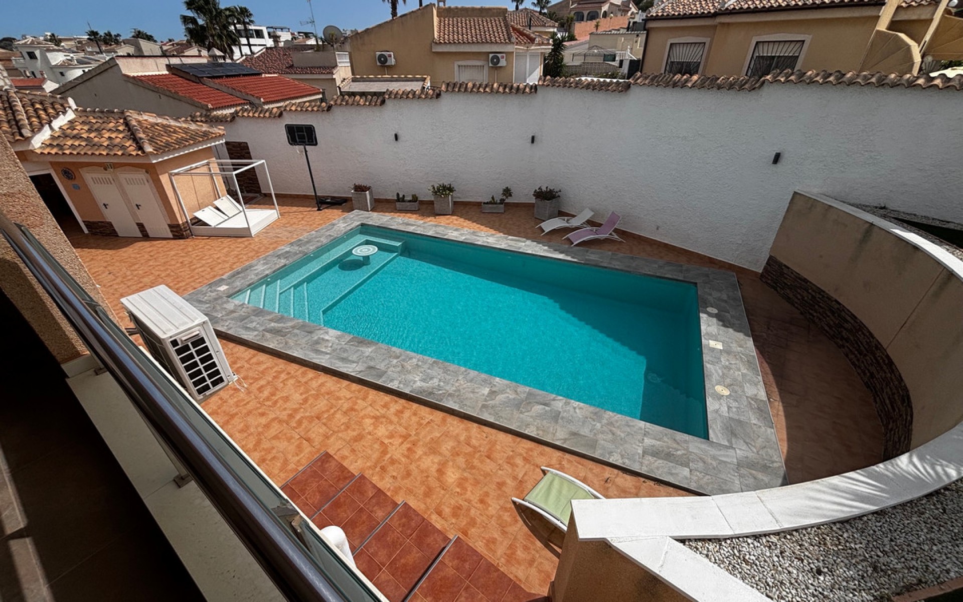 - Villa - 