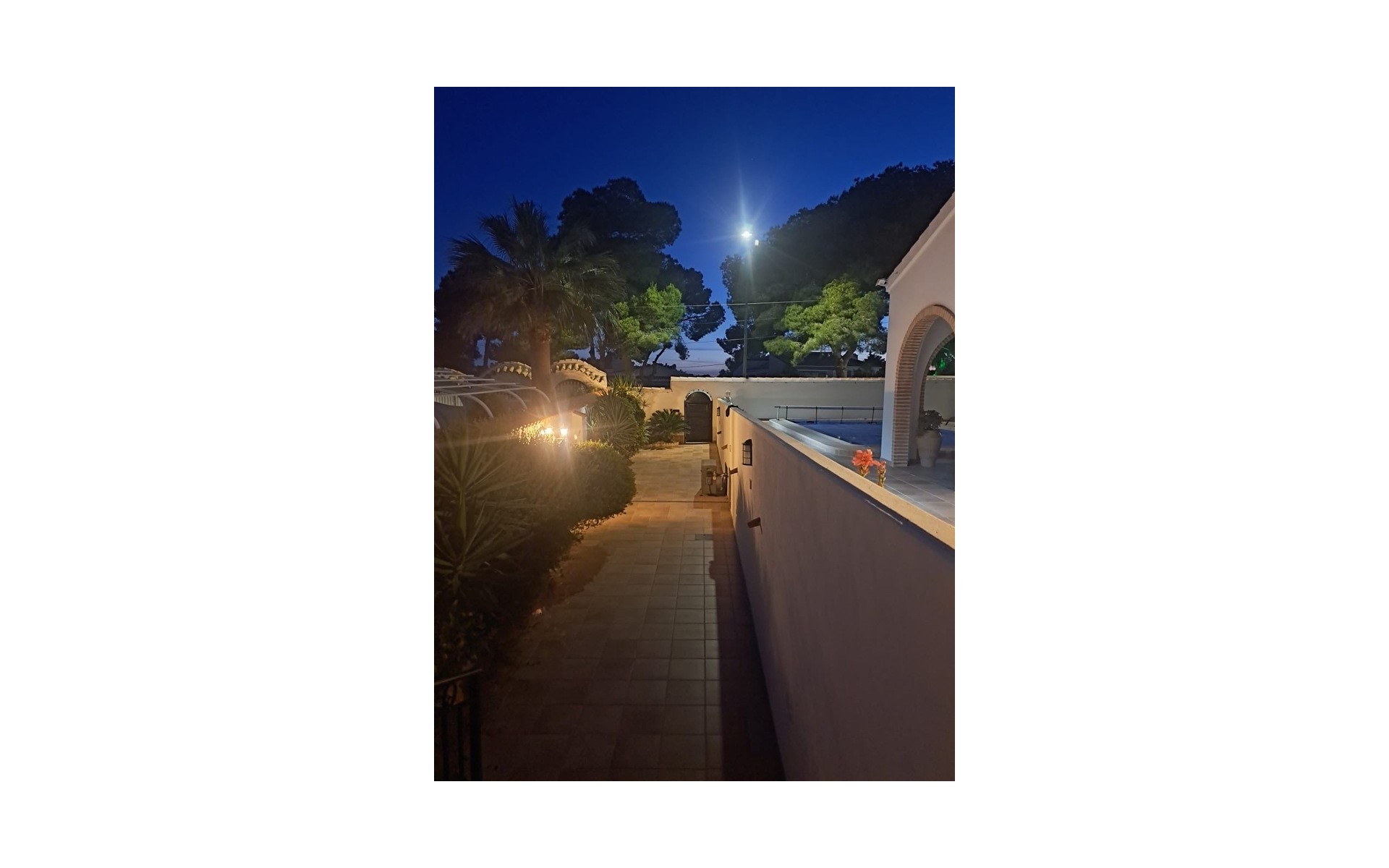  - Villa - 