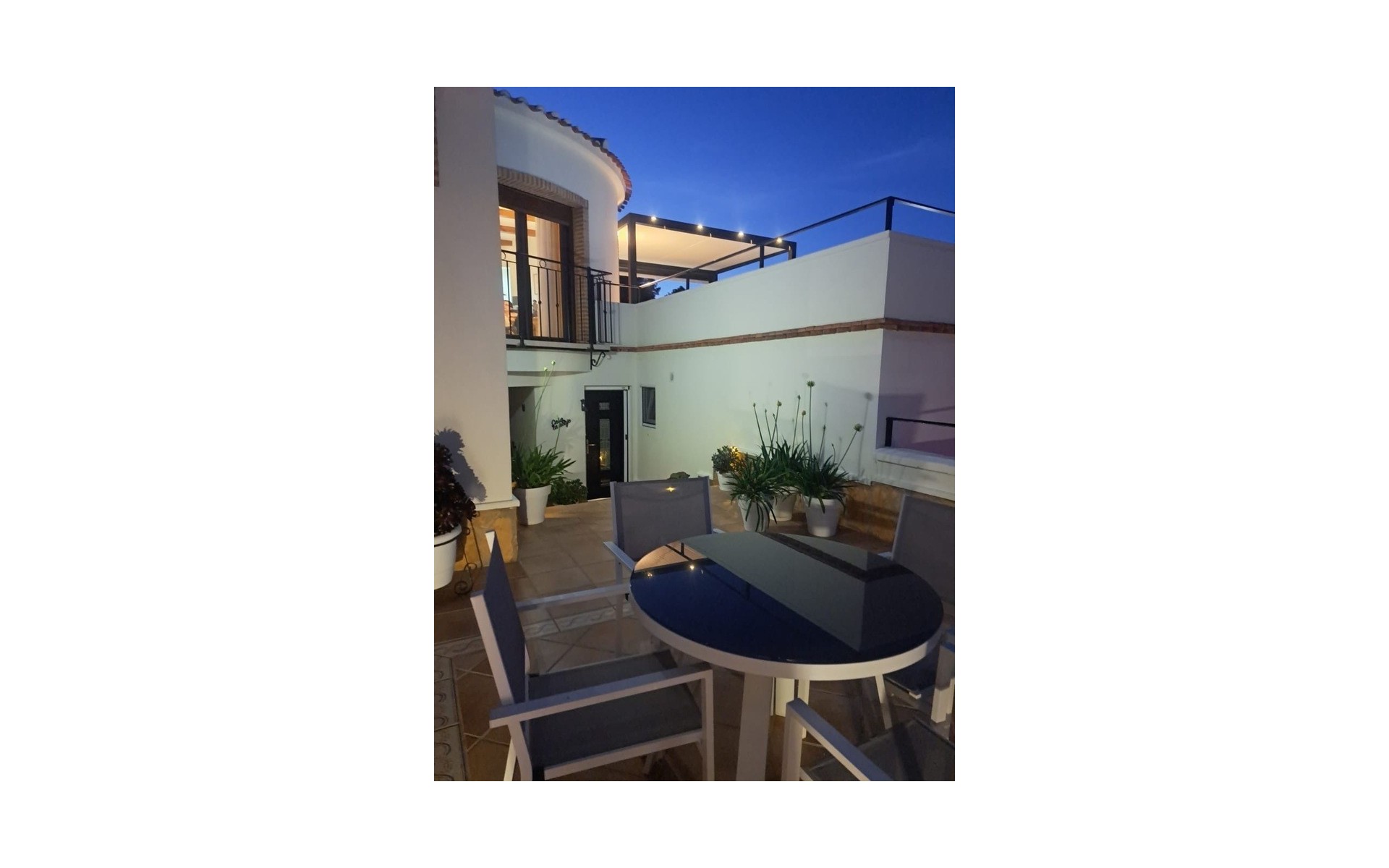  - Villa - 