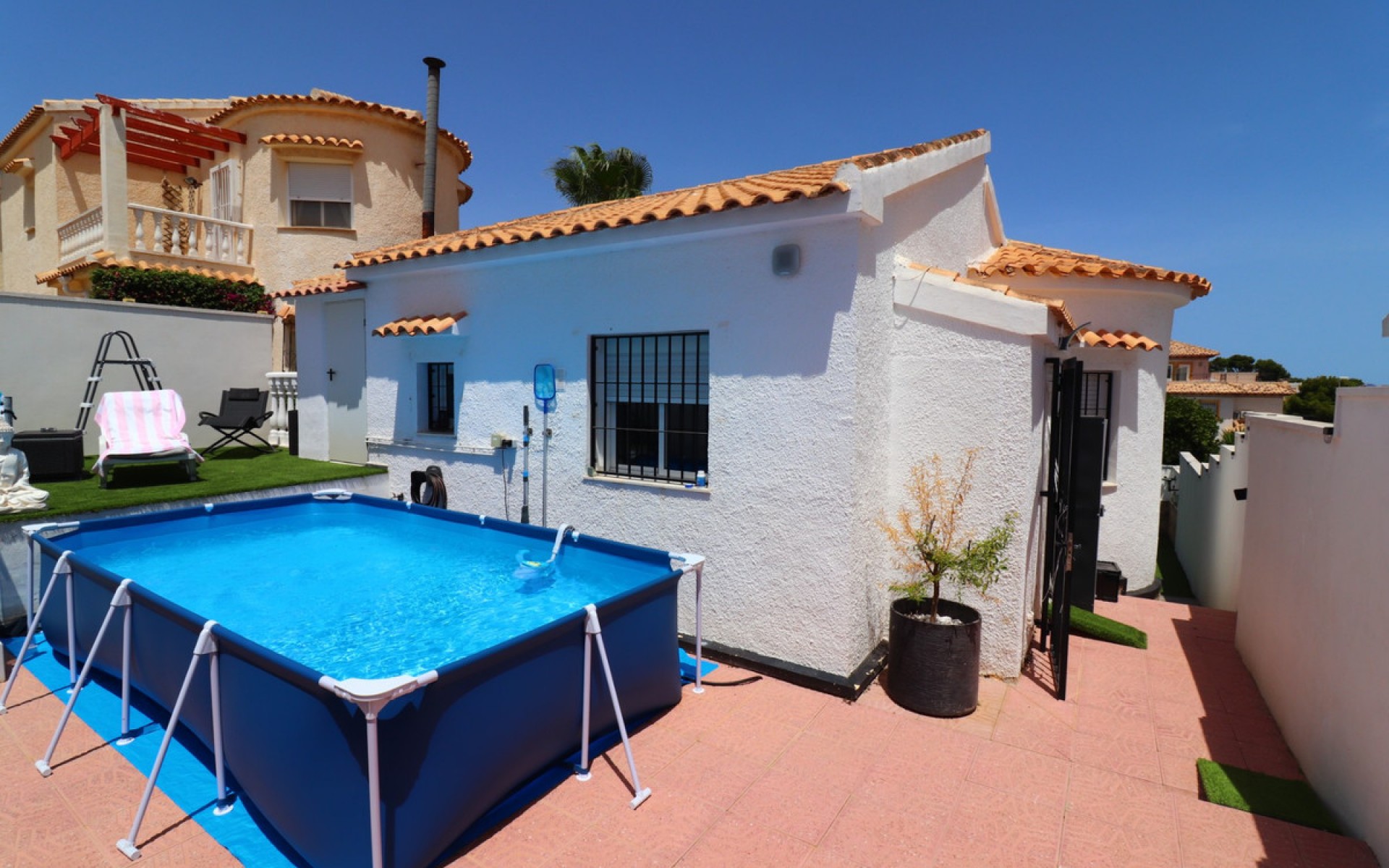  - Villa - 